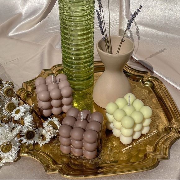 Bubble Cube Candle βοΈ - Picture 2 of 4